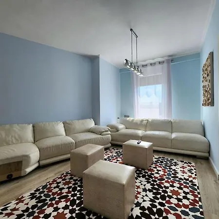 Urban Flat For 6 W 24h Self Check In *