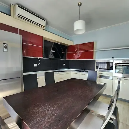 Urban Flat For 6 W 24h Self Check In Τίρανα