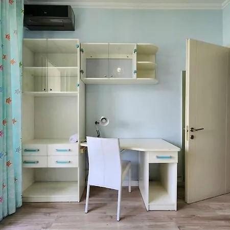 Urban Flat For 6 W 24h Self Check In Τίρανα