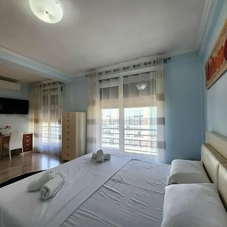 Διαμέρισμα Urban Flat For 6 W 24h Self Check In *